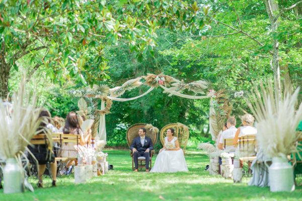 domaine-de-montcausson-mariage-ceremonie-jardin-parc